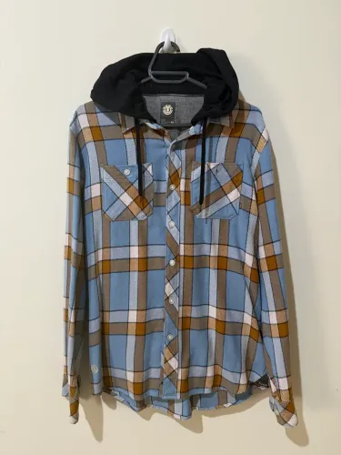 Camisa Element com capuz de botão xadrez 