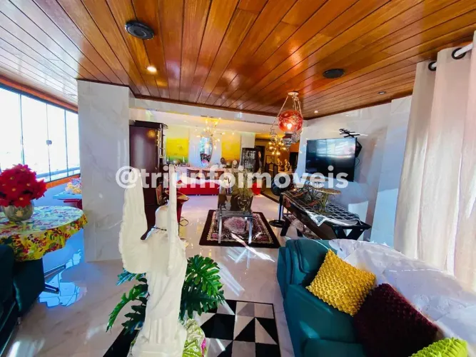 Apartamento a venda no Jóquei com 4 quartos