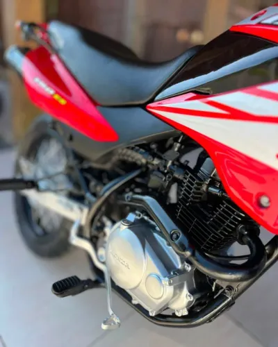 Honda NXR 150 Bros ES