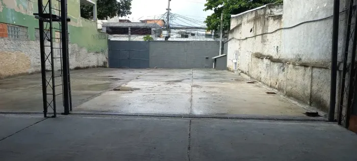 Imóvel para aluguel tem 500 metros quadrados em Realengo - Rio de Janeiro - RJ