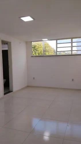 Kitnet em frente a Rodoviária de Itaperuna!