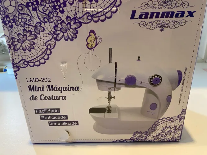 mini maquina de costura