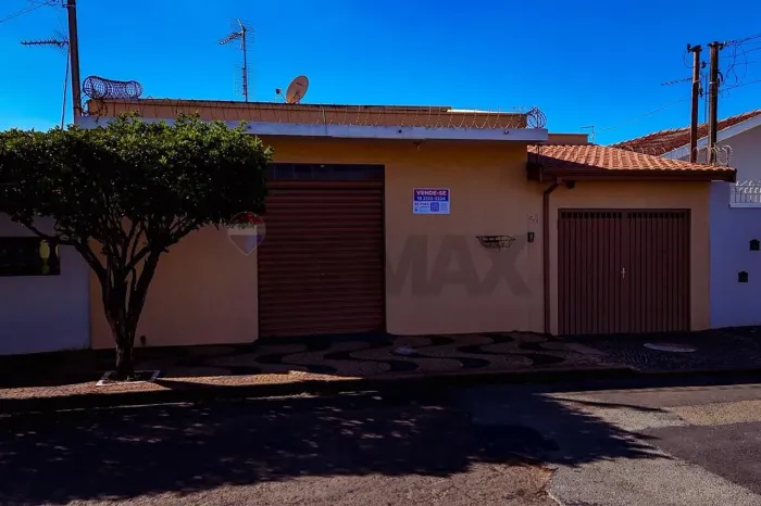 Casa Jardim Coloninha Cláudia com 3 quartos