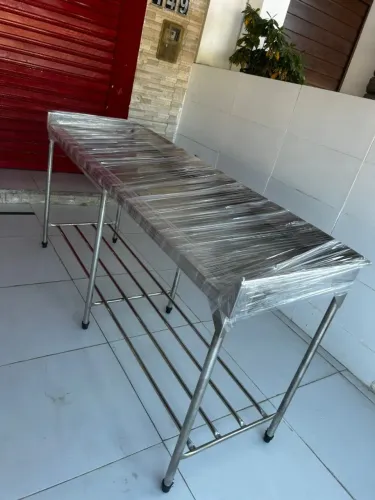 mesa inox de 1.90x60 com espelho 
