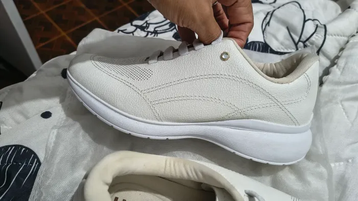 Tênis Feminino Couro Usaflex Ergonômico Cadarço Elástico - Tam 34