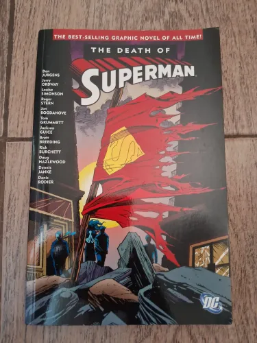 HQ A Morte do Superman em Inglês Importado