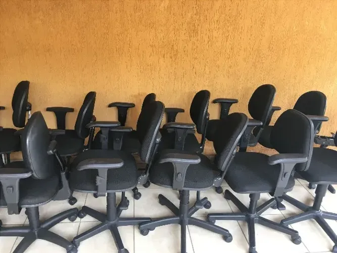 Cadeira escritório nr 17