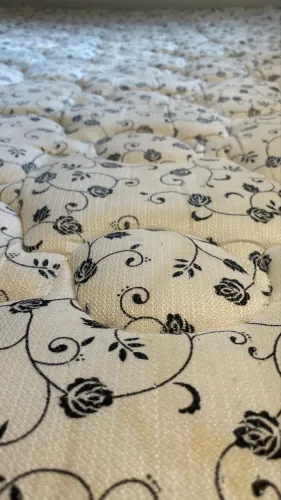 Cama Box + Colchão Sankonfort Casal - Densidade 33