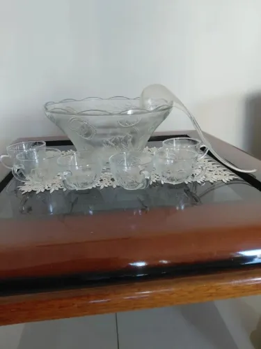 Poncheira retrô em vidro