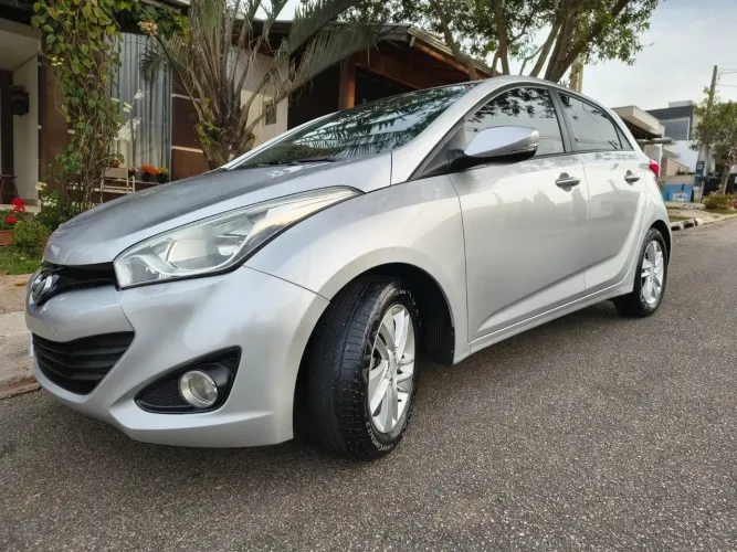 Hyundai HB20 Premium 1.6 Flex 16V Mec. 2014