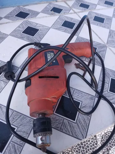 Furadeira Black decker com defeito