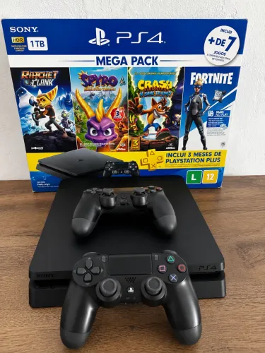 PlayStation 4 Slim 1 TB (Muito Novo)