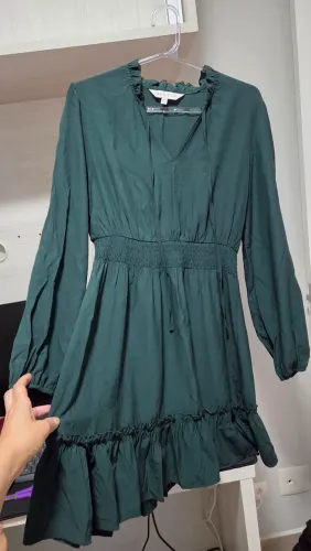 Vestido Apricot verde. Usado 1x