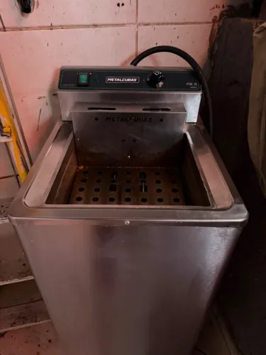 Fritadeira eletrica metalcubas 8000W