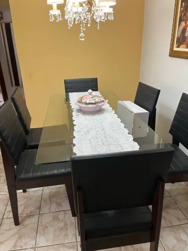 Mesa de jantar 6 cadeiras