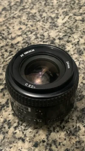 24mm 2.8D Nikon 