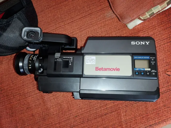 Filmadora Sony Betamove BMC 550