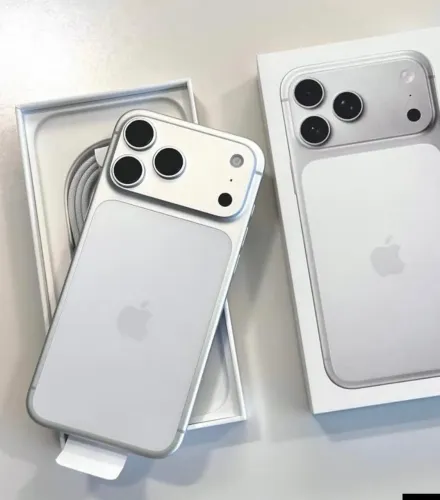 Celular iPhone 17 pro 256GB Silver -- Lacrado Com Nota fiscal e garantia Aplle - Loja 