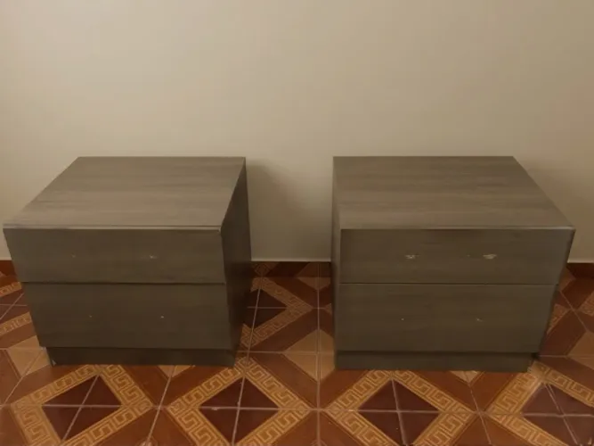 VENDO CRIADO MUDO