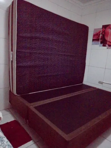 Cama king size com preço incrível 