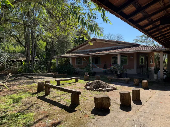 Sítio em Monteiro Lobato