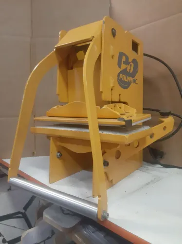 Prensa manual 4 ton. Polymak. 