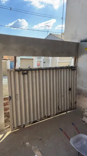 Portão em aço 18 (altura 2,15 comprimento 3,40)
