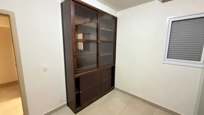 Estante para livros, armário, cristaleira