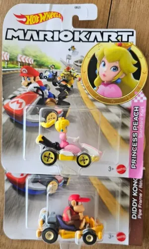 Mario Kart Hot Wheels Coleção Kit Com 2