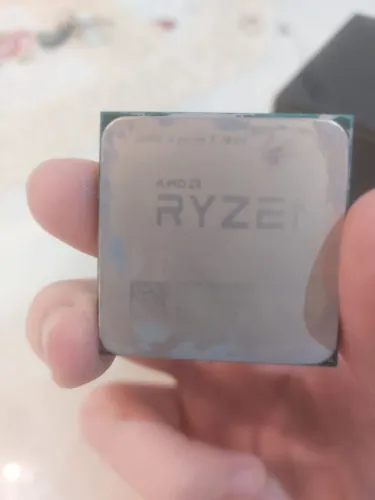 Kit Ryzen 5 1600 + Fonte PCYes 500W 80 Plus