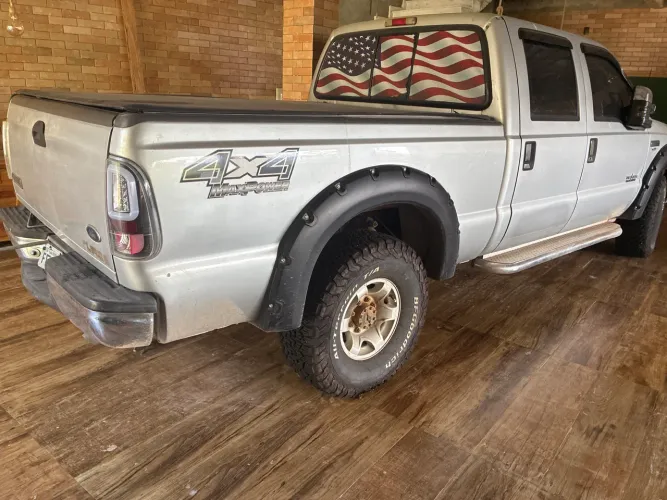 Ford F-250 XLT 3.9 4X2 CD TB Diesel 2008