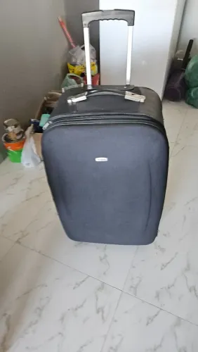 Mala Primicia 32kg com rodinha e puxador