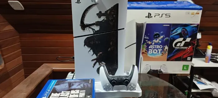 PS5 SLIM