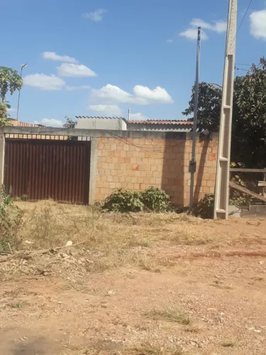 Vendo casa em São Sebastião Bairro capão cumprido 
