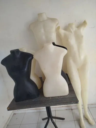 MANEQUINS 