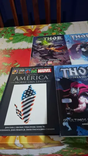 Revista graphic novels Thor e capitão América 