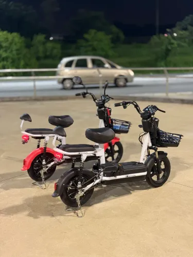 SCOOTER ELÉTRICA 350W - NOVA NA CAIXA