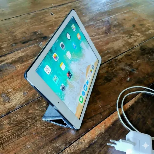 Apple iPad Air | Tela retina | Impecável 