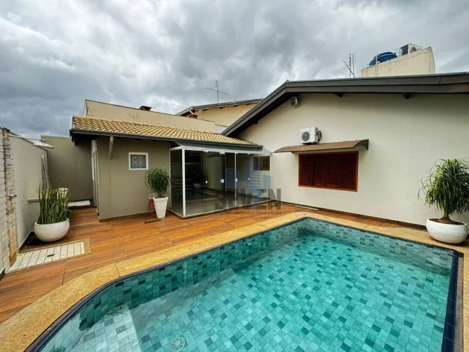 Casa com 3 Quartos no Villagio I Bauru Piscina e Energia Solar