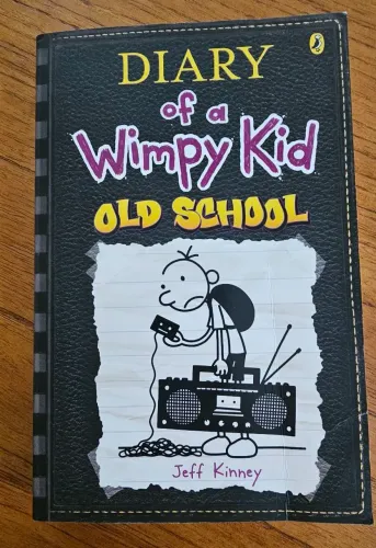 Livro diário de um banana - Old School vol 10 - em inglês