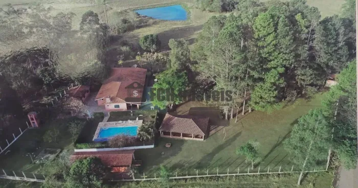 Sítio em Quadra - SP