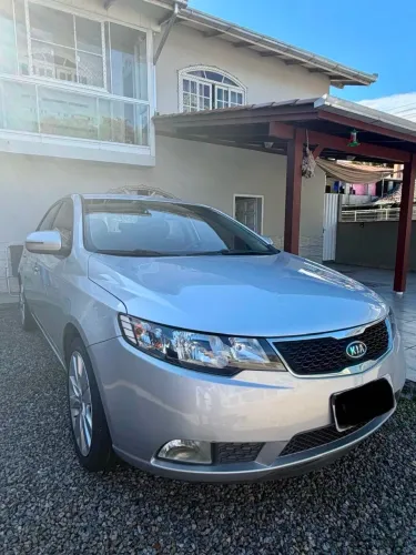 Kia Motors Cerato 1.6 16V Mec. 2013