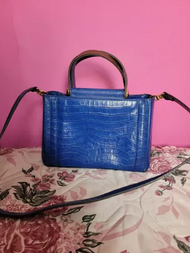 bolsa tote azul em couro legítimo Mara spina<br><br>