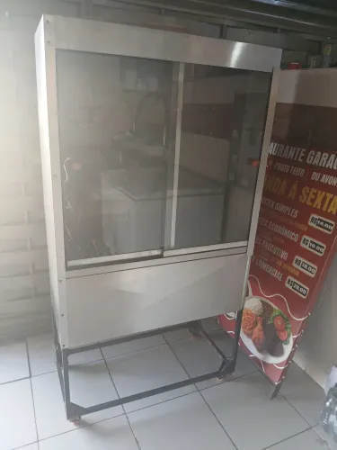 Vendo assadeira frango e carnes