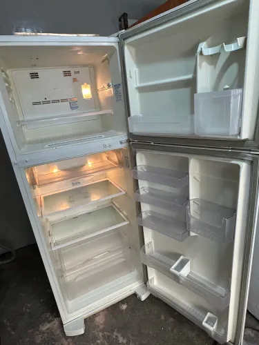 Geladeira Electrolux