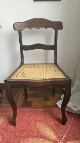 Par de cadeiras de madeira e palha antiguidade