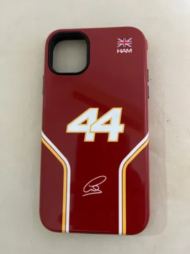 Capa Iphone 11 Ferrari Lewis Hamilton
