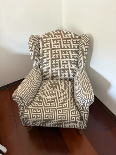 Poltrona pequena