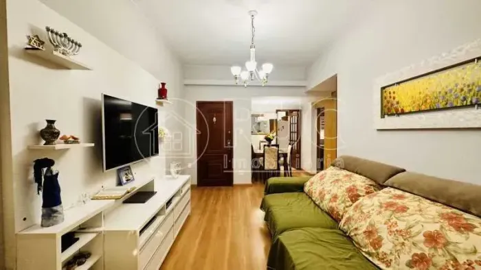 Apartamento para venda tem 64 metros quadrados com 2 quartos em Tijuca - Rio de Janeiro -