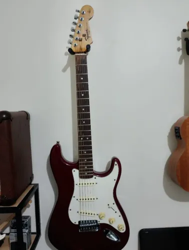 Guitarra Squier by Fender California Series
